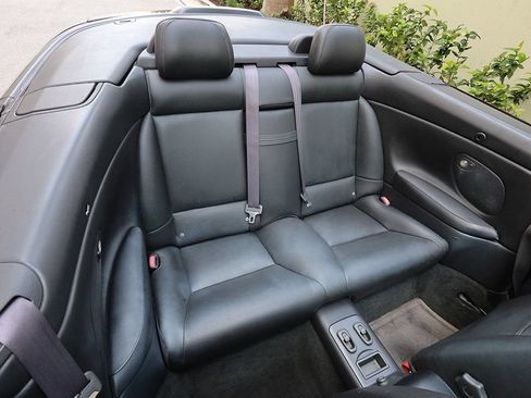 Used 2004 Volvo C70 HT FWD image 8