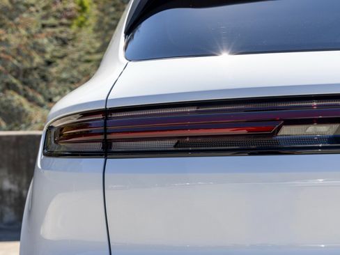 New 2025 Porsche Cayenne S image 14