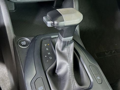 Used 2025 Kia K4 LX image 23