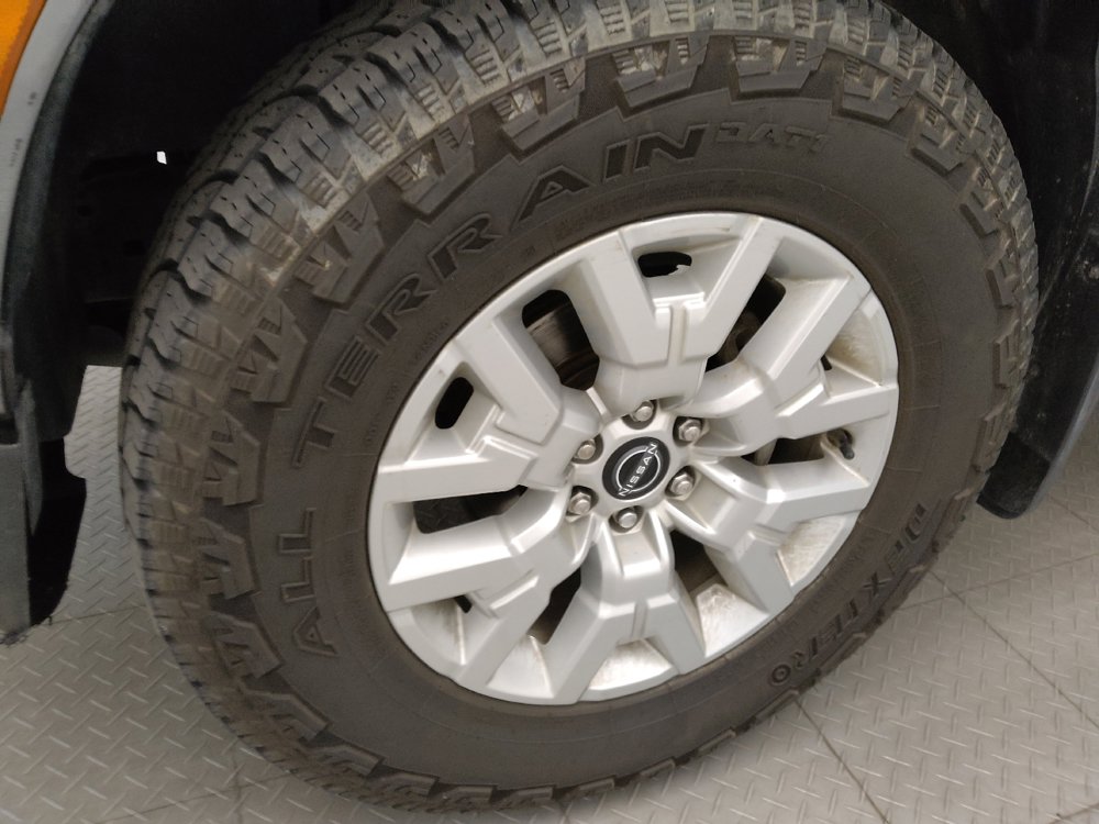 Used 2023 Nissan Frontier SV w/ Technology Package RWD image 31