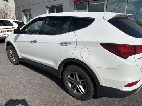 Used 2018 Hyundai Santa Fe Sport image 9