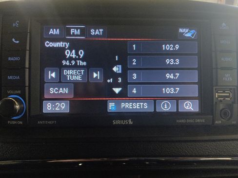Used 2018 Dodge Grand Caravan GT FWD image 25
