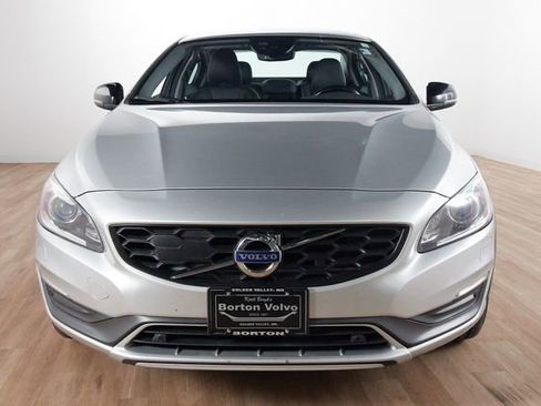 Used 2016 Volvo S60 T5 Cross Country Platinum AWD/4WD image 2