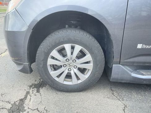 Used 2016 Honda Odyssey EX-L image 24