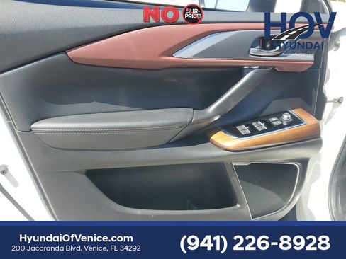 Used 2017 MAZDA CX-9 Signature AWD/4WD image 24