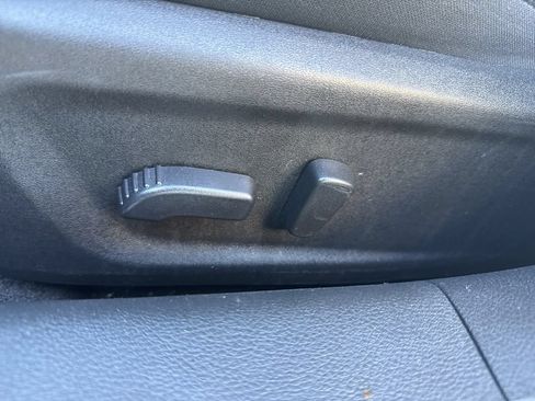 Used 2025 Nissan Altima 2.5 SV FWD image 24