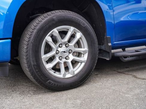 Used 2023 Chevrolet Silverado 1500 RST w/ Protection Package image 9