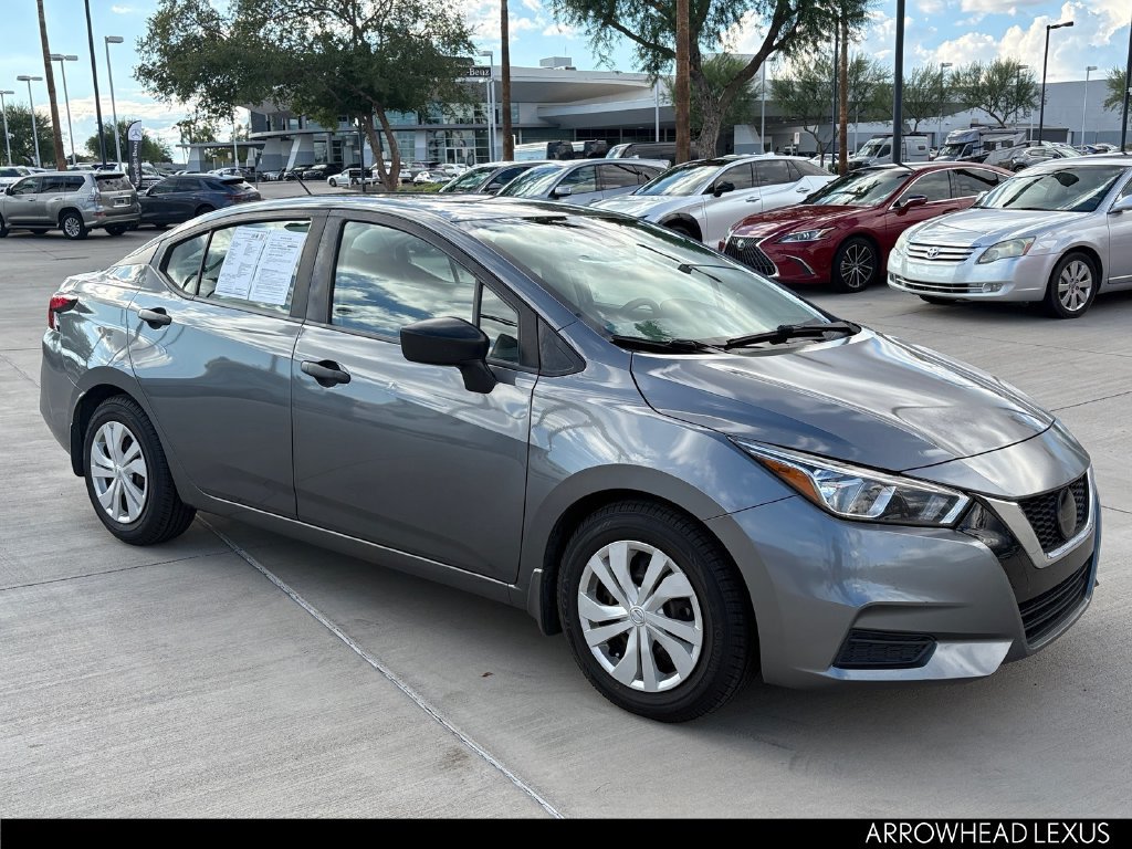 Used 2020 Nissan Versa S FWD image 4