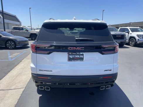 New 2026 GMC Acadia AT4 w/ Luxury Package AWD/4WD image 6