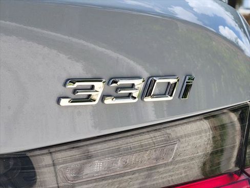 Used 2026 BMW 330i Sedan RWD image 9