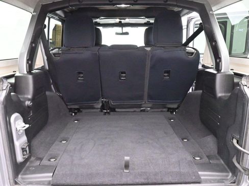 Used 2021 Jeep Wrangler Unlimited Sport AWD/4WD image 10