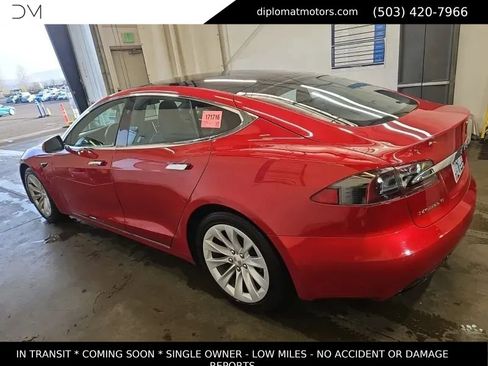 Used 2017 Tesla Model S 75 image 6