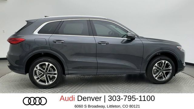 Used 2025 Audi Q5 Premium AWD/4WD image 9