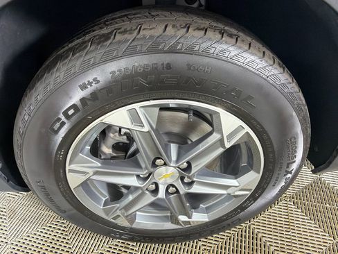 Used 2023 Chevrolet Blazer LT image 11