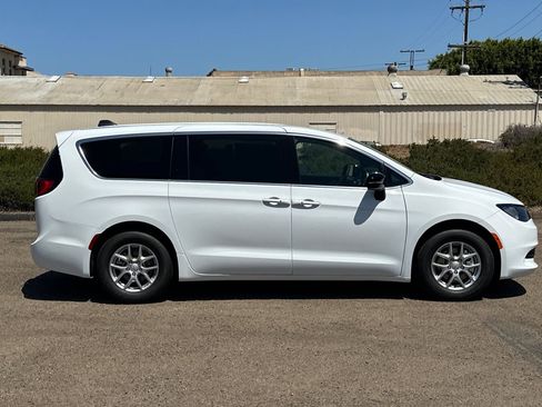 New 2026 Chrysler Voyager LX FWD image 3