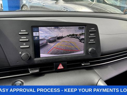 Used 2025 Hyundai Elantra Sport FWD image 18