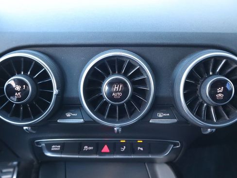 Used 2017 Audi TT 2.0T w/ Technology Package image 19