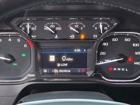 Used 2019 GMC Sierra 1500 SLT w/ SLT Premium Plus Package RWD image 10