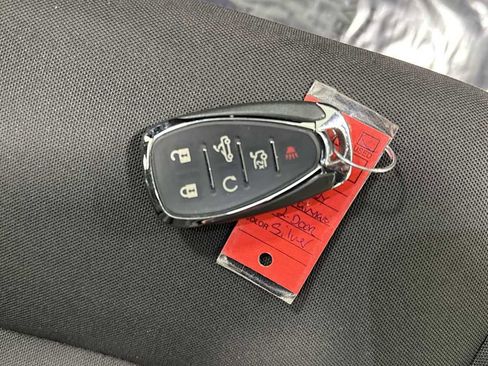 Used 2020 Chevrolet Camaro LT image 31