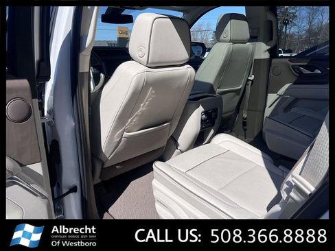 Used 2022 GMC Yukon Denali AWD/4WD image 12