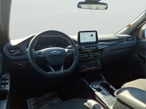 Used 2023 Ford Escape ST-Line w/ Equipment Group 301A FWD image 10