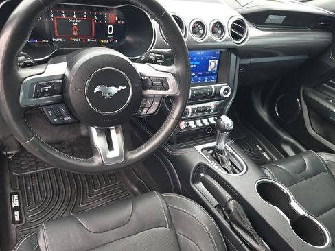 Used 2021 Ford Mustang GT Premium w/ GT Performance Package RWD image 13