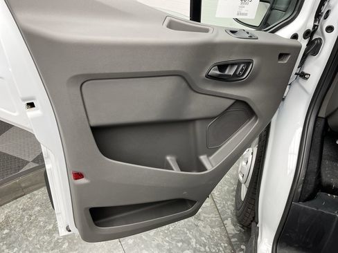 New 2026 Ford Transit 350 148 Medium Roof AWD image 7