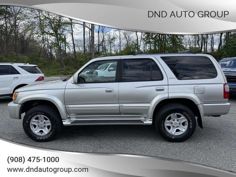 Used 1999 Toyota 4Runner Limited AWD/4WD image 1