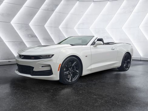 Used 2022 Chevrolet Camaro SS RWD image 1