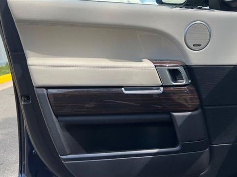 Used 2016 Land Rover Range Rover HSE AWD/4WD image 44