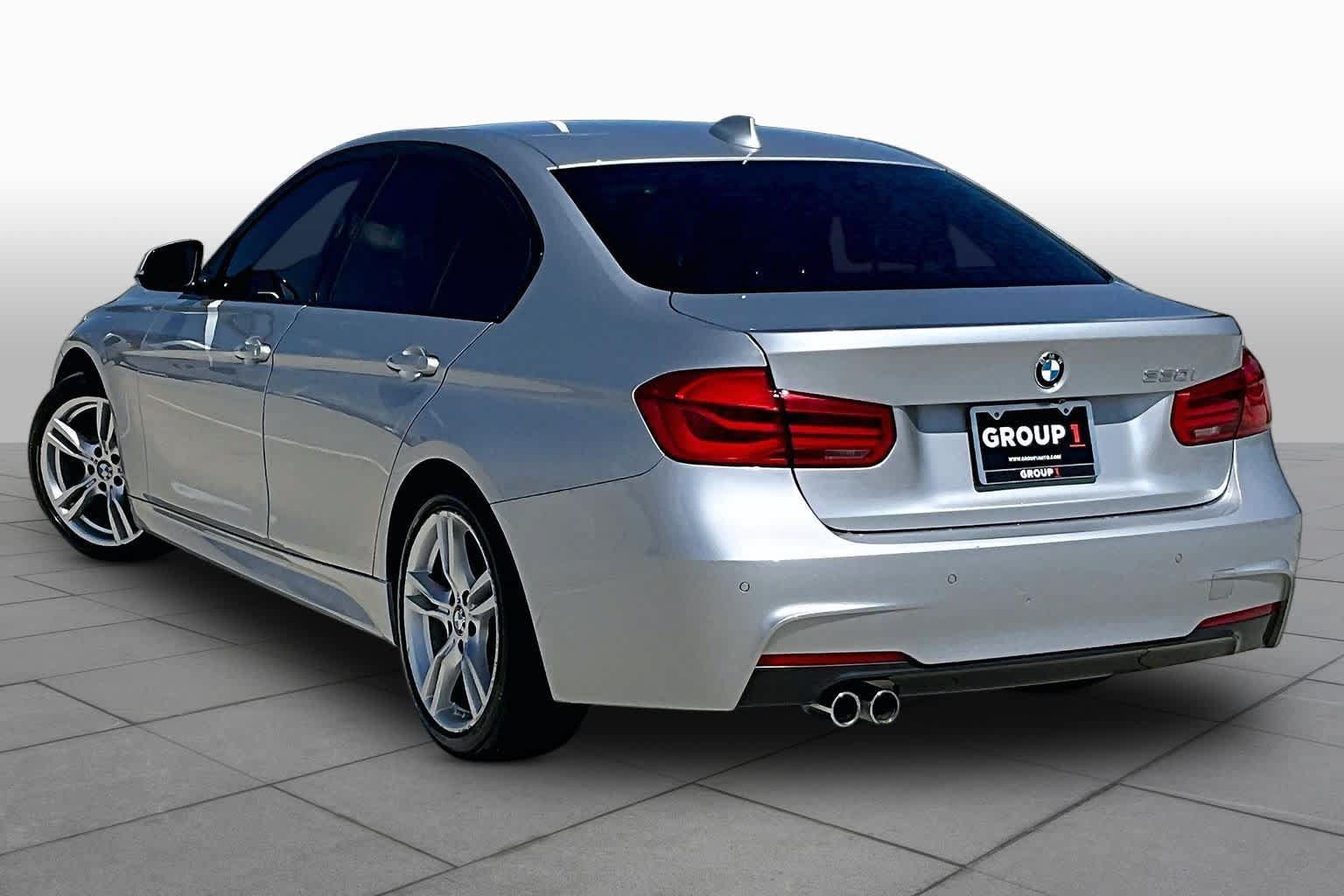 Used 2018 BMW 330i Sedan RWD image 11
