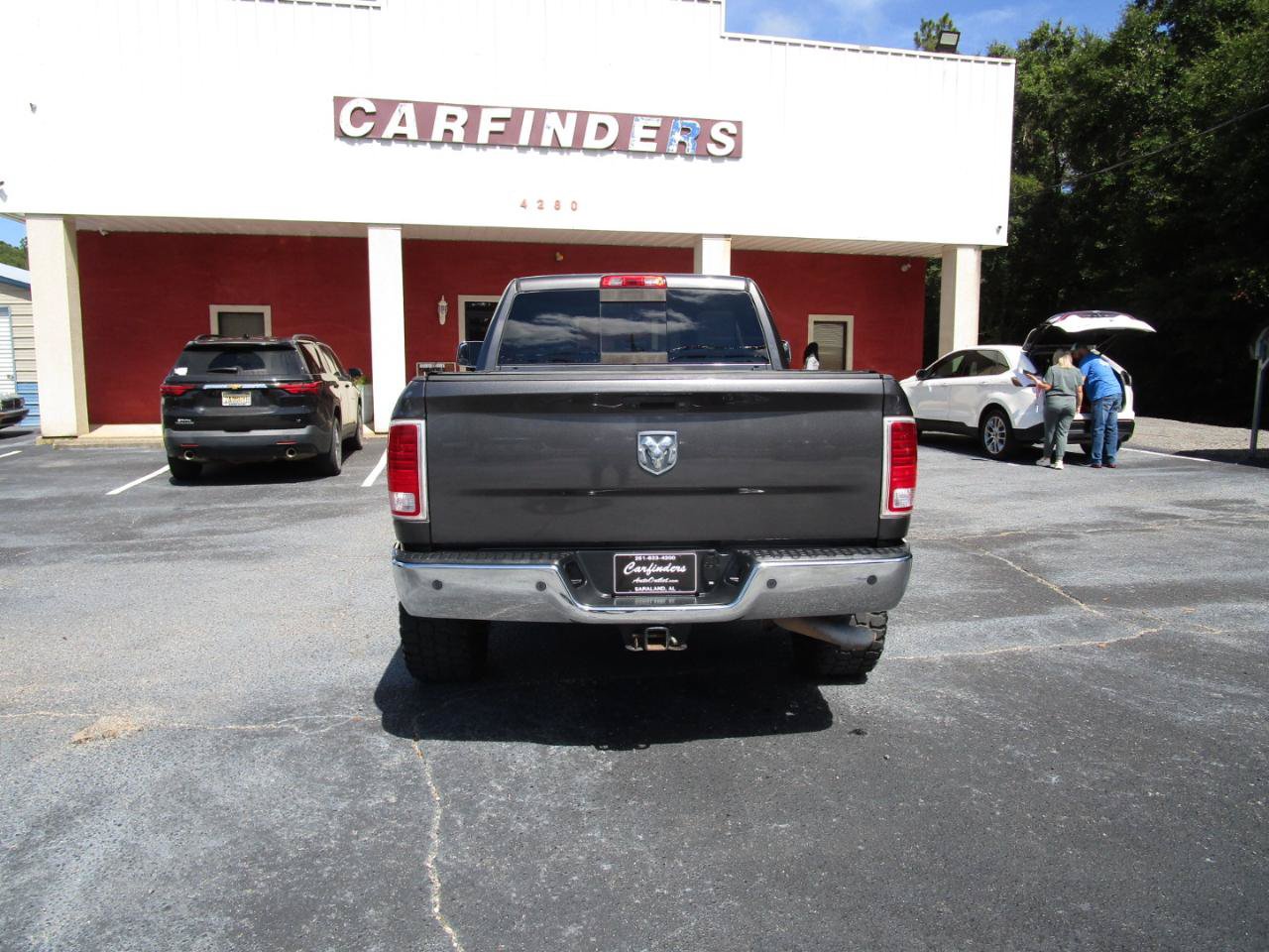 Used 2015 RAM 2500 Laramie w/ Convenience Group AWD/4WD image 5
