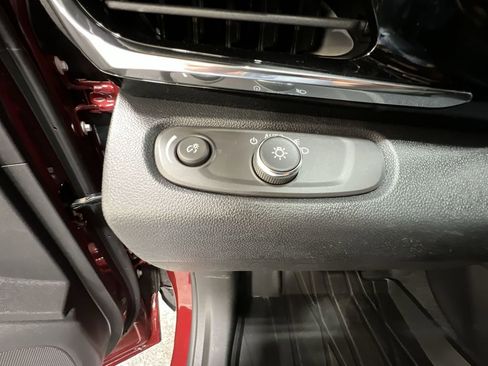 New 2025 Buick Envista Sport Touring w/ Convenience II Package image 17