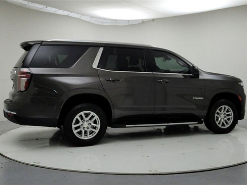 Used 2021 Chevrolet Tahoe LT AWD/4WD image 3