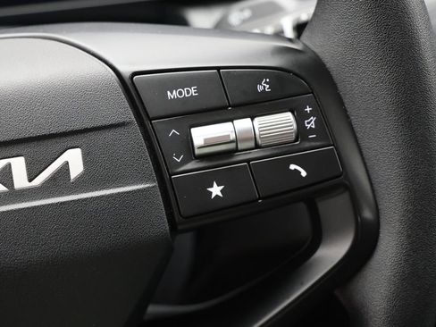 Used 2025 Kia K4 FWD image 19
