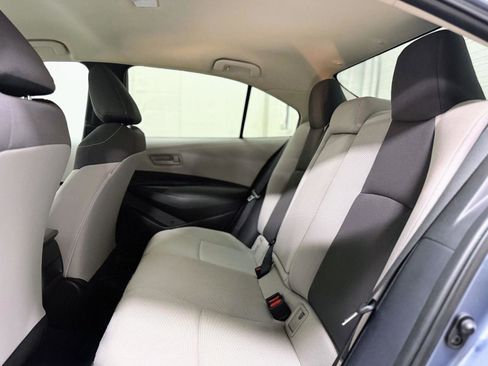 Used 2022 Toyota Corolla LE image 16