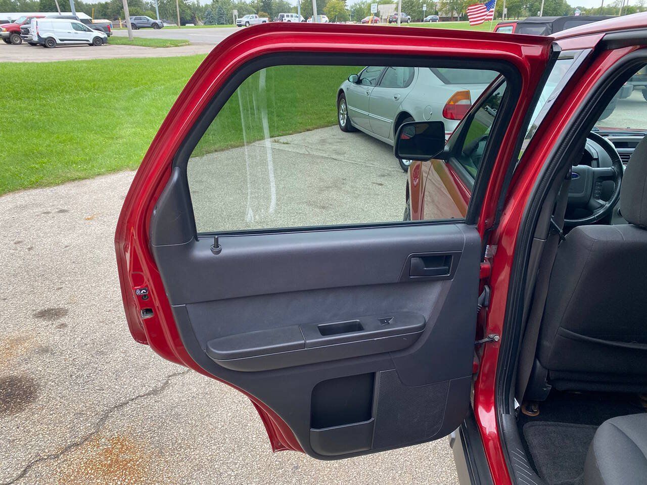 Used 2010 Ford Escape XLT FWD image 33