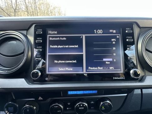 Used 2023 Toyota Tacoma TRD Off-Road image 21