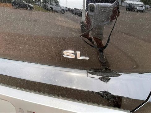 Used 2025 Nissan Pathfinder SL w/ SL Premium Package FWD image 24