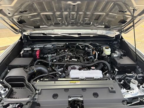 New 2026 Toyota Tacoma SR5 AWD/4WD image 11