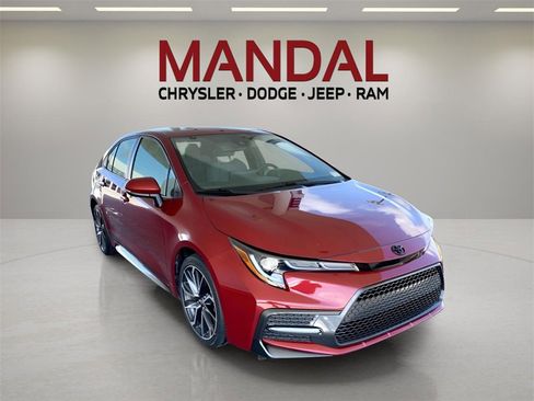 Used 2022 Toyota Corolla SE image 4