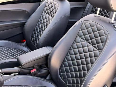Used 2019 Volkswagen Beetle 2.0T Final Edition SEL FWD image 9
