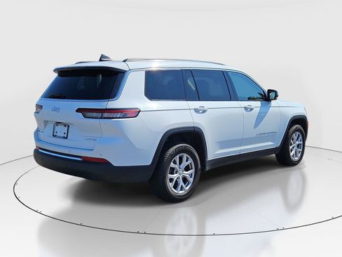 Used 2022 Jeep Grand Cherokee L Limited AWD/4WD image 4