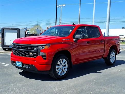 Used 2026 Chevrolet Silverado 1500 Custom RWD image 6