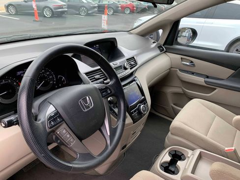 Used 2016 Honda Odyssey SE image 20