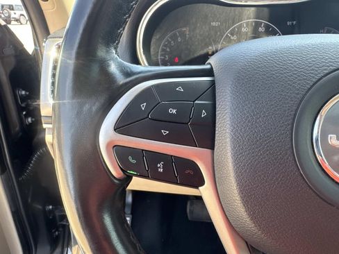 Used 2020 Jeep Grand Cherokee Limited w/ Luxury Group II RWD image 23