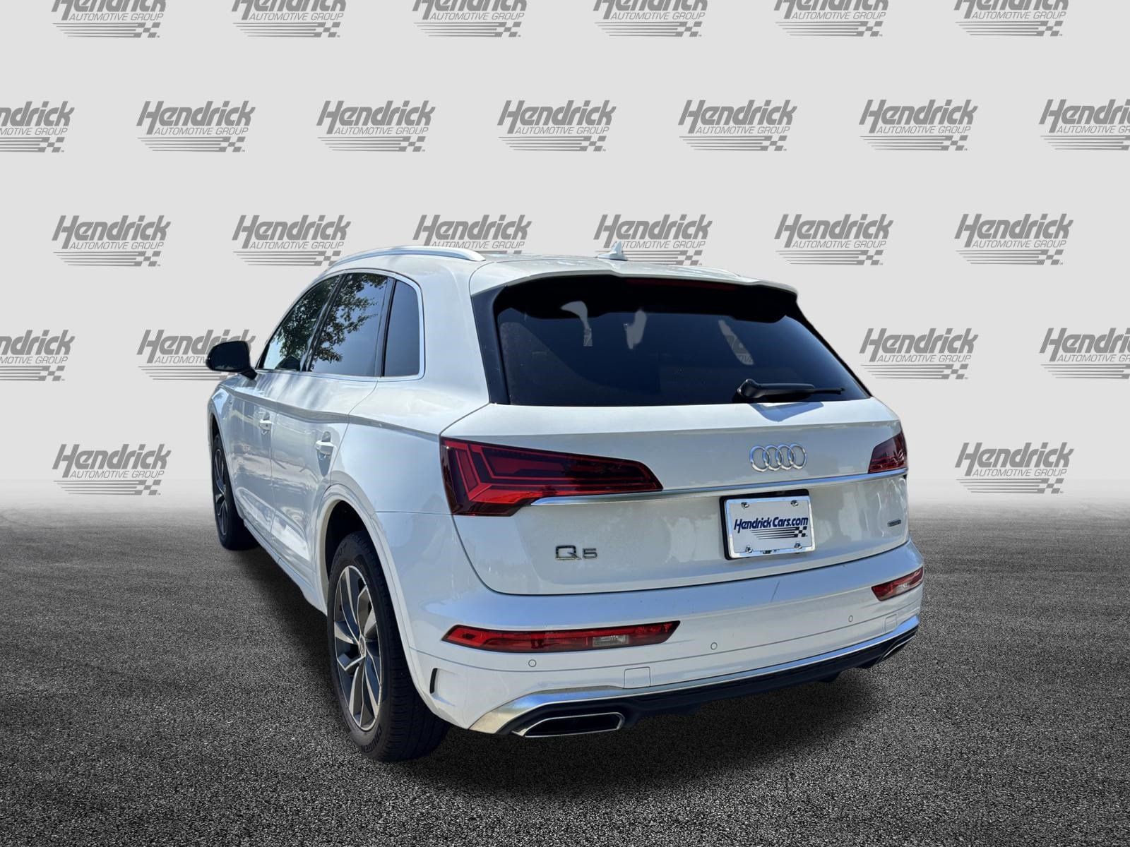 Used 2023 Audi Q5 2.0T Premium Plus w/ Premium Plus Package AWD/4WD image 9