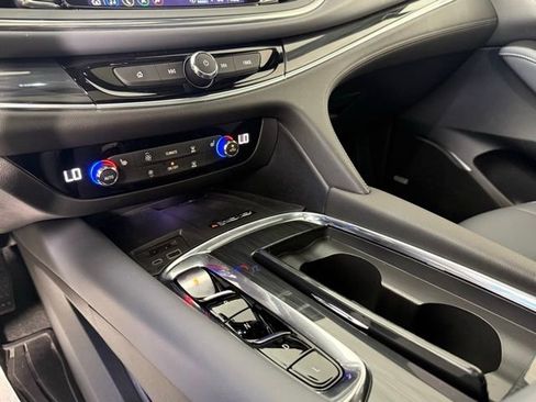 Used 2023 Buick Enclave Essence w/ Experience Buick Package image 19