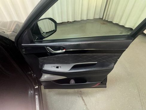 Used 2022 Hyundai Palisade Calligraphy image 32