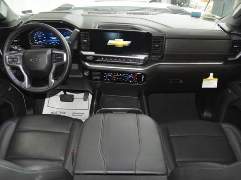 Used 2025 Chevrolet Silverado 2500 LTZ w/ LTZ Plus Package AWD/4WD image 32